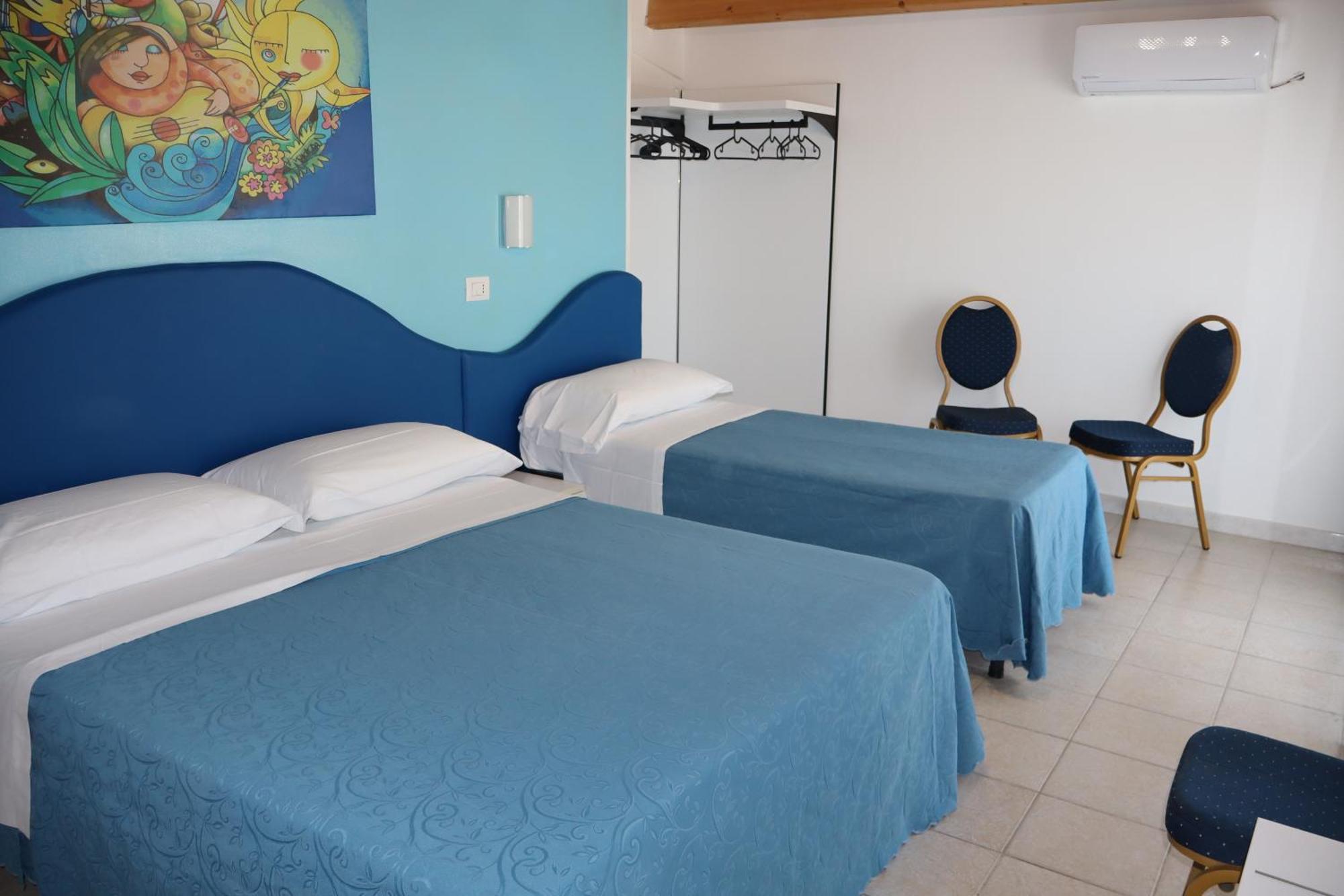 Hotel Albatros Roseto Degli Abruzzi Exterior photo